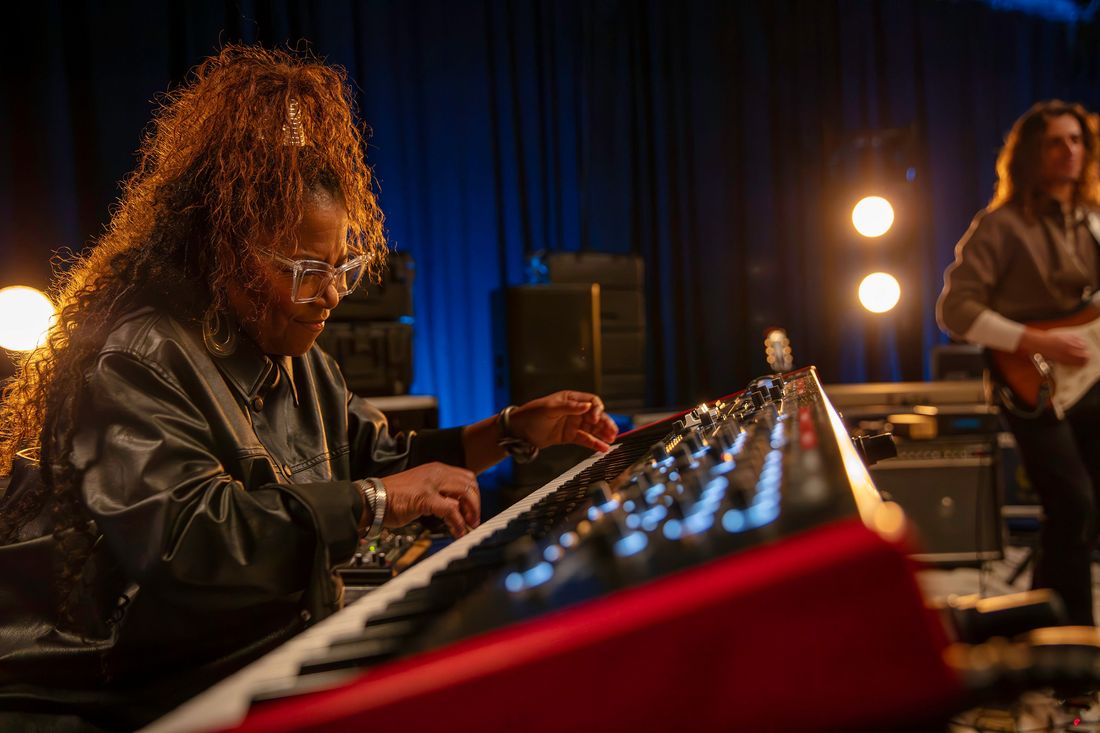 Roland V-STAGE 76 Keyboard, alt-i-ett konsertkeyboard, 76 waterfall tangenter
