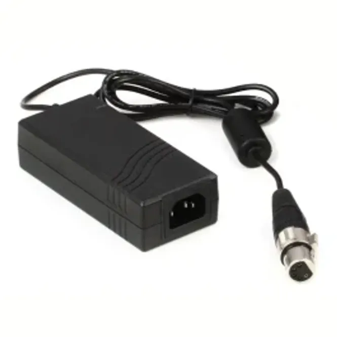 Hovedbilde SSL PSU UNIV 15V, 5-pins 15 V DC strømforsyning for SSL SiX Desktop Mixer.