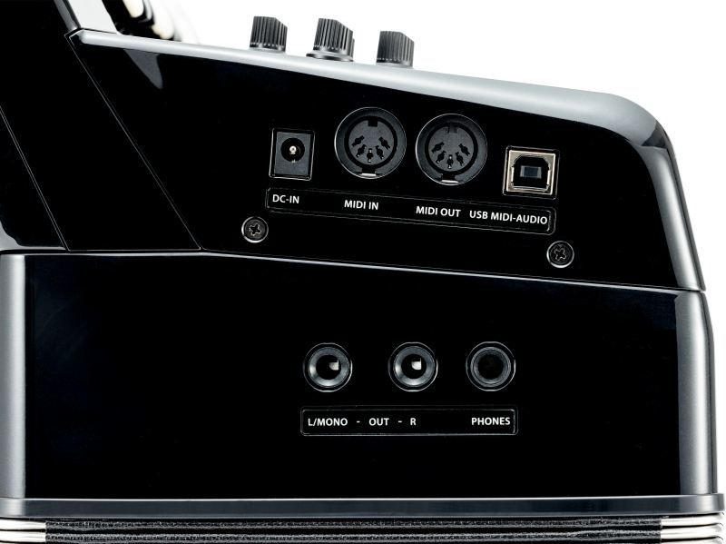 Korg Fisa Suprema FSUP-B-MBK Digitalt Knappetrekkspill